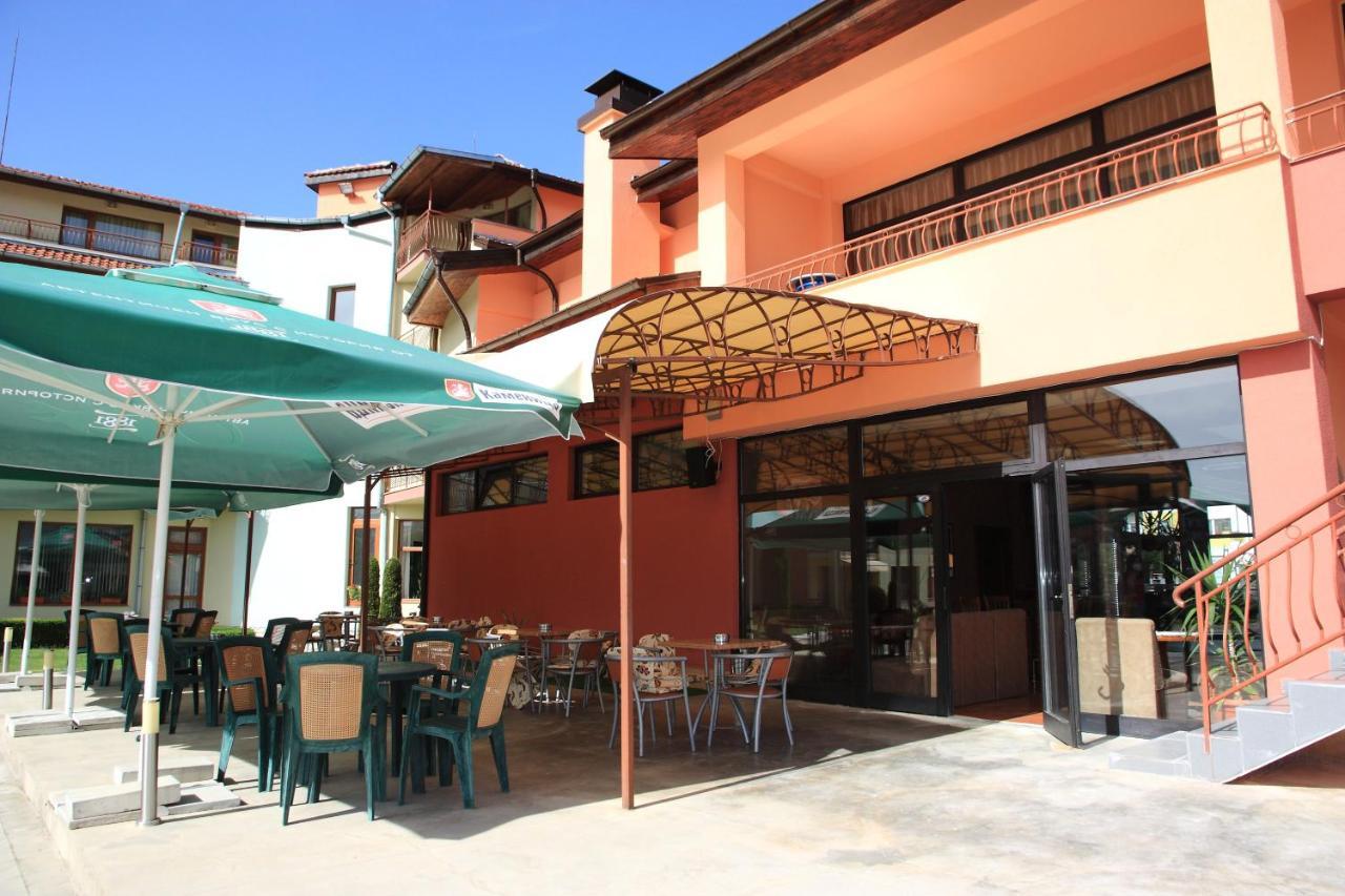 Hotel Grand Samokov Exteriör bild